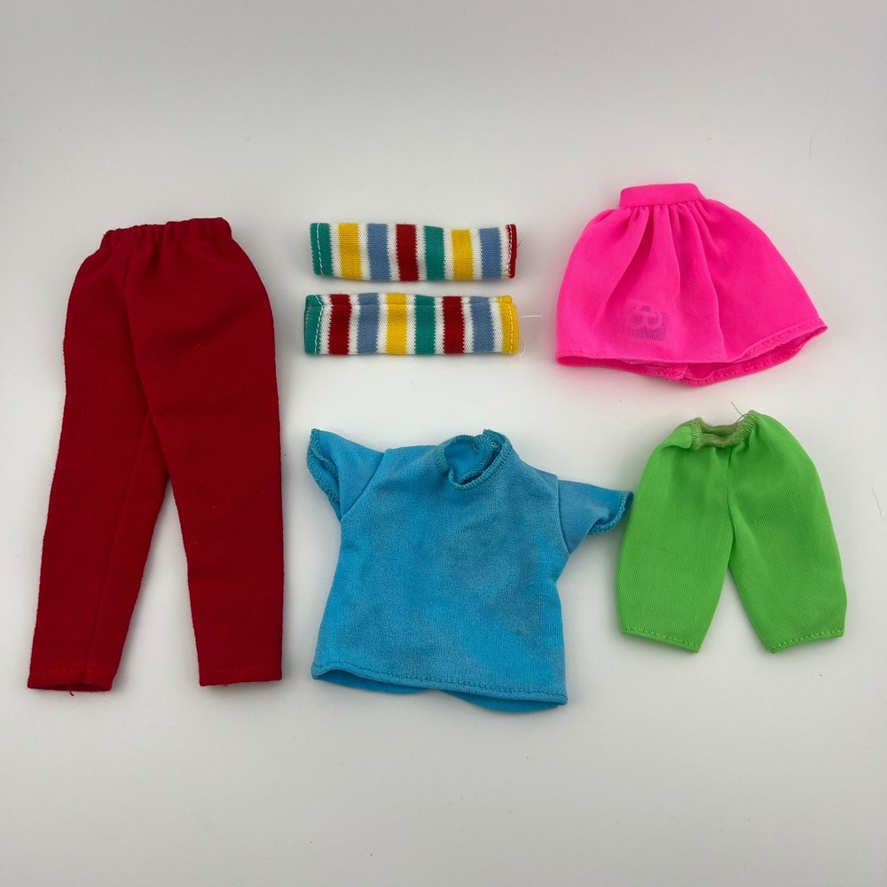 Mixed Lot Barbie & Doll Clothes Vintage Modern Tops Bottoms‎ Accessories Set